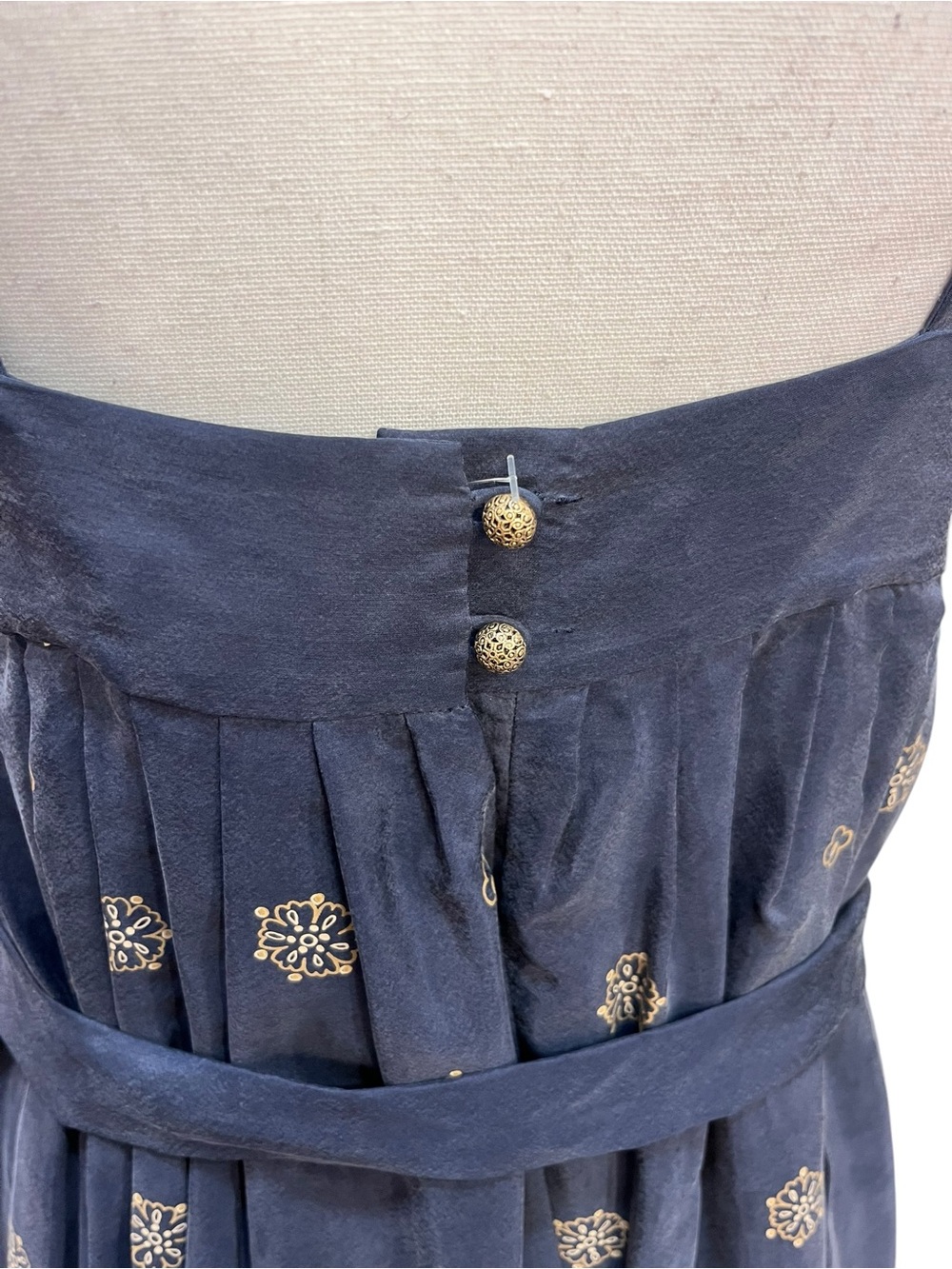 Banana Republic 100% Silk Navy Gold Border Print Belted Dress Size 10 NWT - Picture 6 of 10